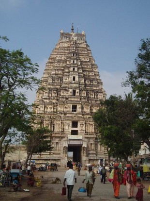 Templo de Virupaksha