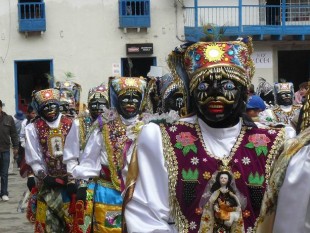 Danzantes de Paucartambo